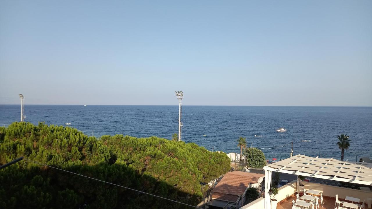 Le Spiagge Bed and Breakfast Letojanni Buitenkant foto